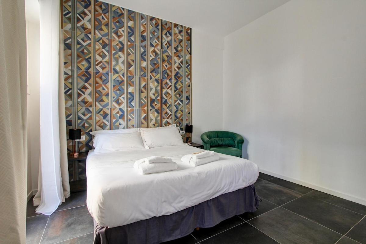 Large And Comfortable Close To Trastevere Apartment Rome